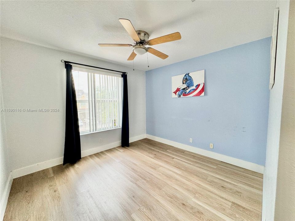 For Rent: $3,000 (3 beds, 2 baths, 1396 Square Feet)