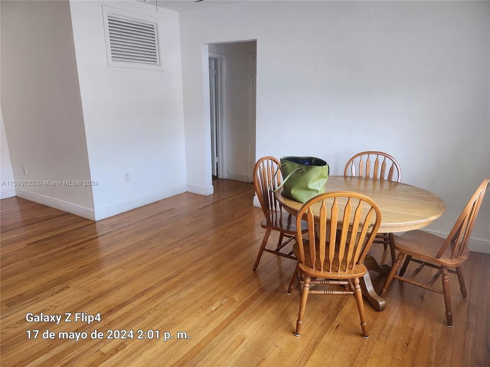 Recently Rented: $1,750 (1 beds, 1 baths, 650 Square Feet)
