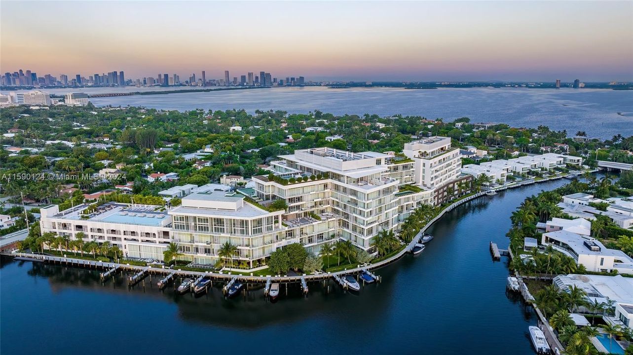 Aerial View Ritz-Carlton Residences Miami Beach