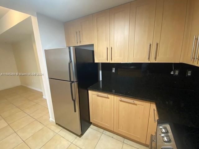 Recently Rented: $3,500 (2 beds, 2 baths, 1246 Square Feet)