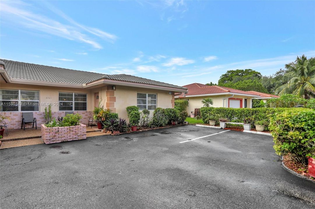 Active With Contract: $750,000 (0 beds, 0 baths, 3201 Square Feet)