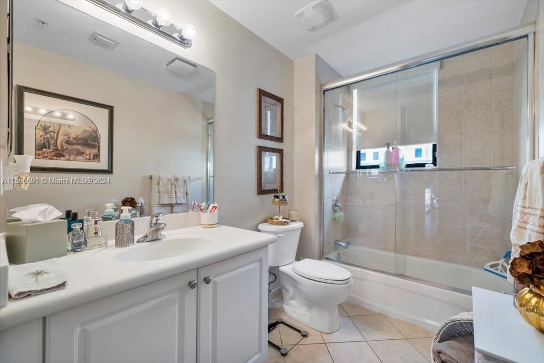 For Sale: $739,500 (2 beds, 2 baths, 1925 Square Feet)