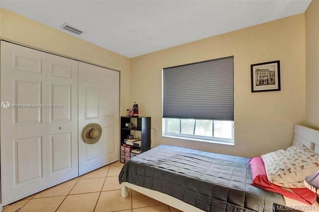 Recently Rented: $5,400 (4 beds, 2 baths, 2073 Square Feet)