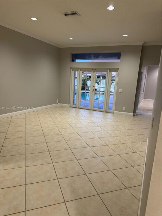 Recently Rented: $5,400 (4 beds, 2 baths, 2073 Square Feet)