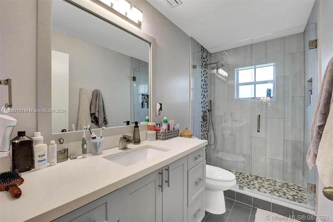 Recently Rented: $5,400 (4 beds, 2 baths, 2073 Square Feet)