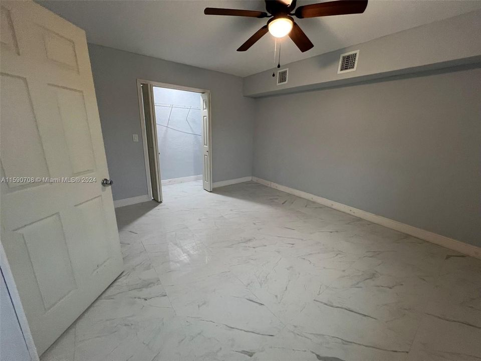 Recently Rented: $1,400 (1 beds, 1 baths, 1469 Square Feet)