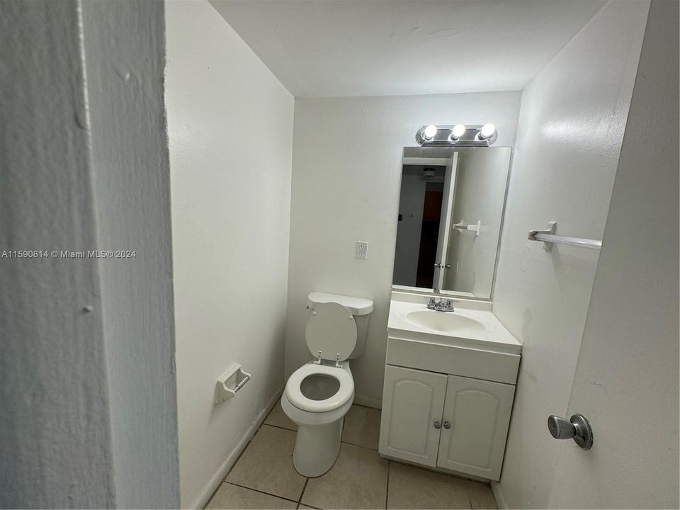 Recientemente alquilado: $1,600 (1 camas, 1 baños, 740 Pies cuadrados)