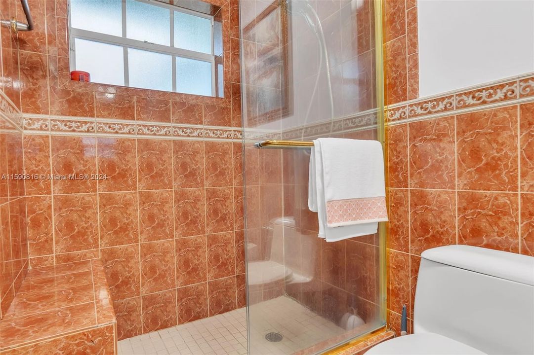 待售: $849,000 (3 贝兹, 2 浴室, 1910 平方英尺)
