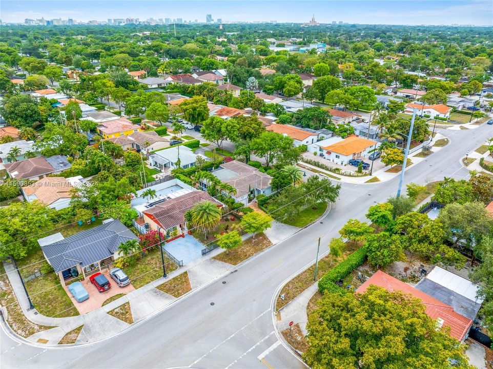 For Sale: $1,050,000 (4 beds, 3 baths, 2233 Square Feet)