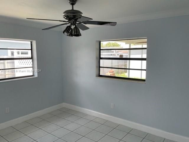 Active With Contract: $3,500 (3 beds, 2 baths, 1707 Square Feet)