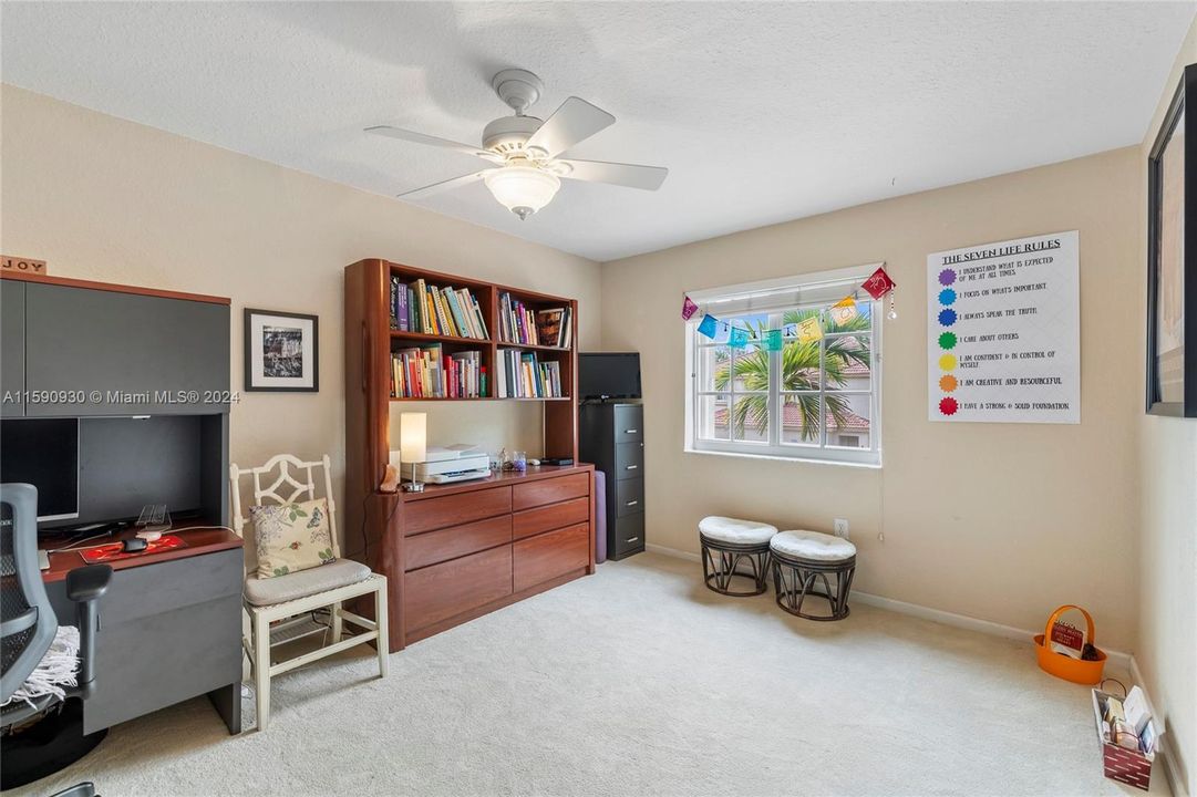 Active With Contract: $3,300 (3 beds, 2 baths, 1738 Square Feet)