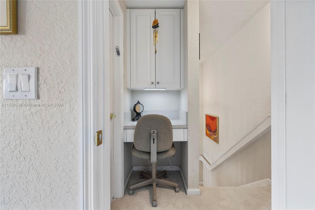 Active With Contract: $3,300 (3 beds, 2 baths, 1738 Square Feet)