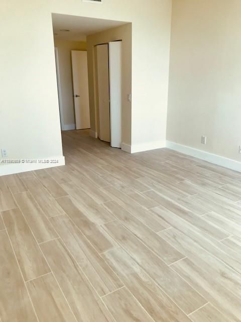 For Sale: $550,000 (1 beds, 1 baths, 850 Square Feet)