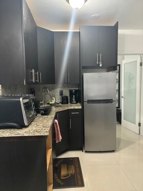 For Sale: $489,000 (1 beds, 1 baths, 410 Square Feet)