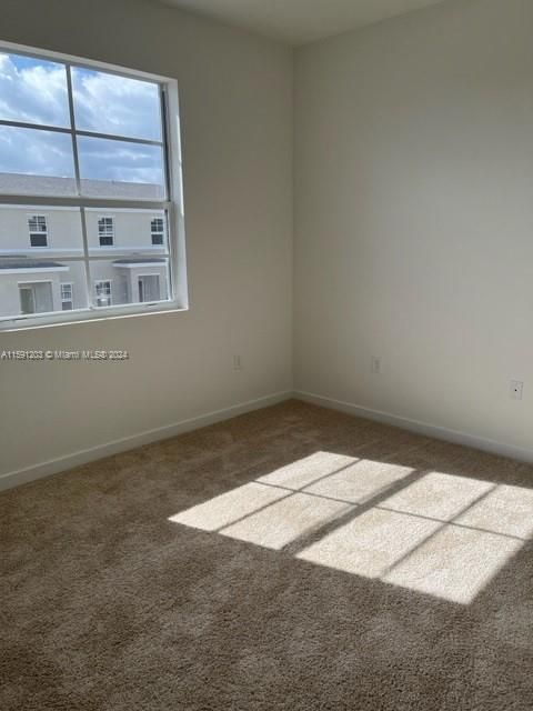 Recently Rented: $2,350 (2 beds, 2 baths, 1208 Square Feet)