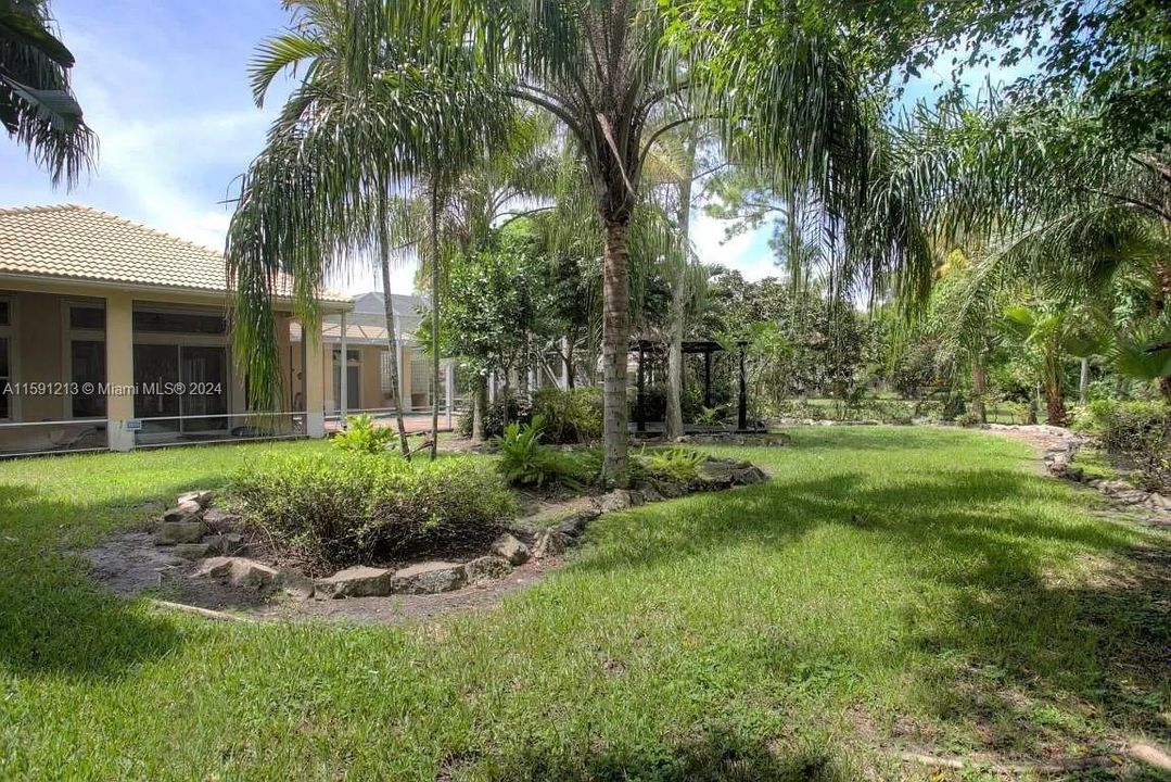 En Venta: $959,000 (4 camas, 3 baños, 3362 Pies cuadrados)