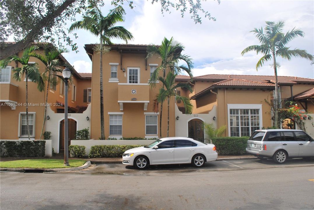 For Sale: $640,000 (4 beds, 3 baths, 2300 Square Feet)