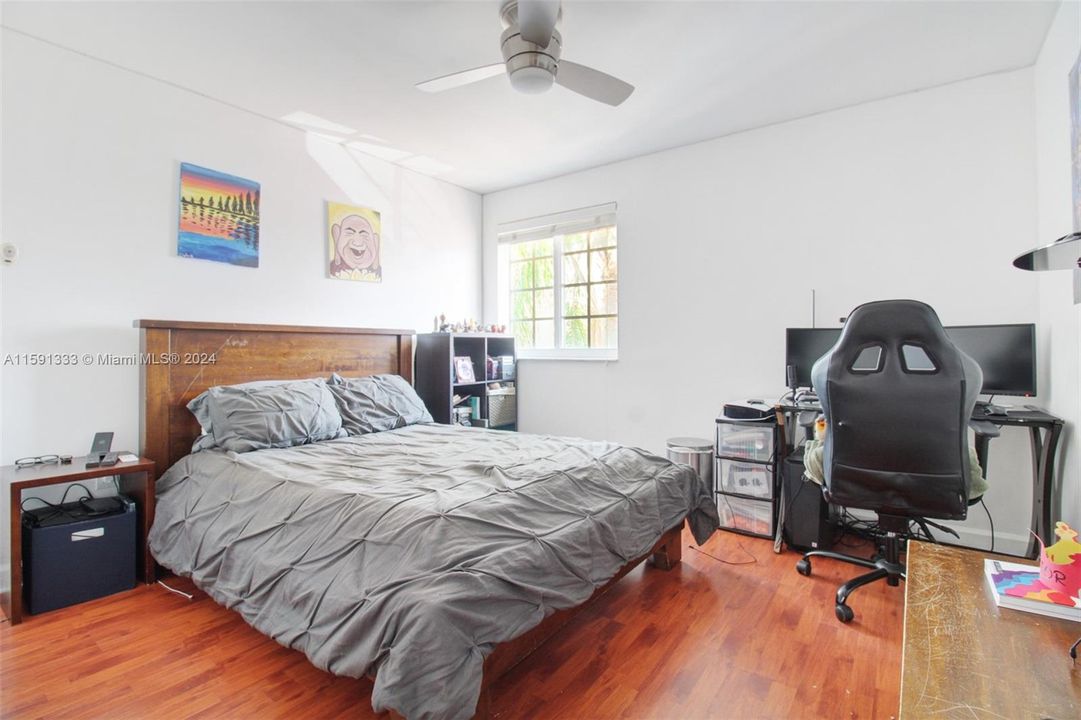 Active With Contract: $3,750 (3 beds, 2 baths, 1743 Square Feet)