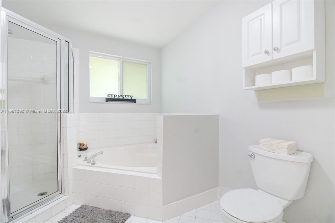 Active With Contract: $3,750 (3 beds, 2 baths, 1743 Square Feet)