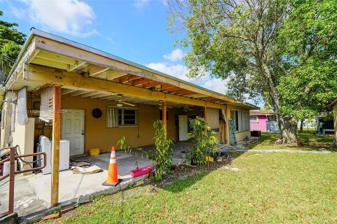 Active With Contract: $849,500 (0 beds, 0 baths, 2301 Square Feet)