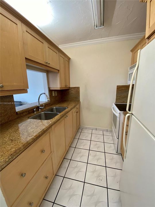 Recently Sold: $190,000 (1 beds, 1 baths, 662 Square Feet)