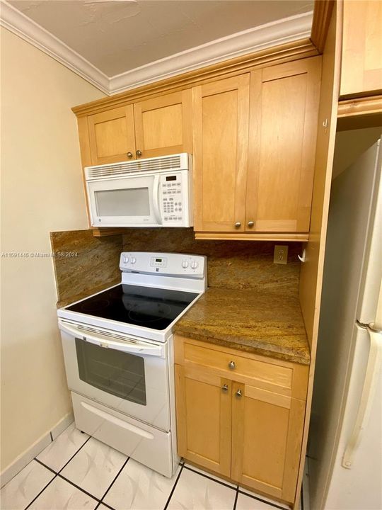 Recently Sold: $190,000 (1 beds, 1 baths, 662 Square Feet)