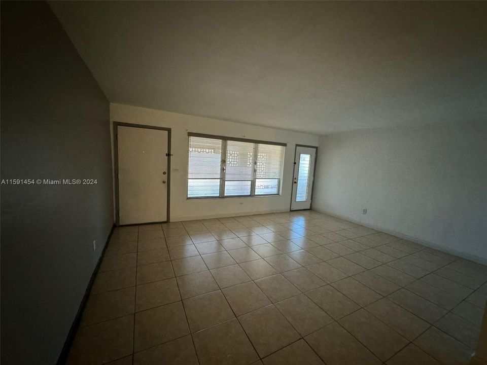 For Rent: $1,850 (1 beds, 1 baths, 0 Square Feet)