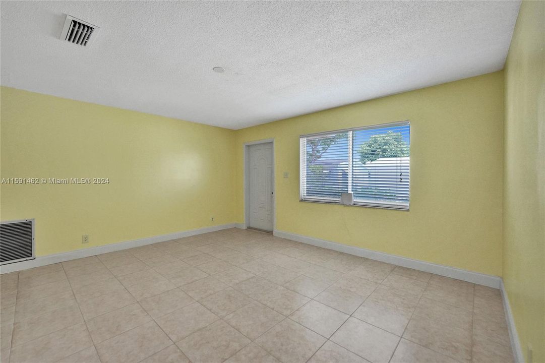 For Sale: $304,500 (2 beds, 1 baths, 0 Square Feet)