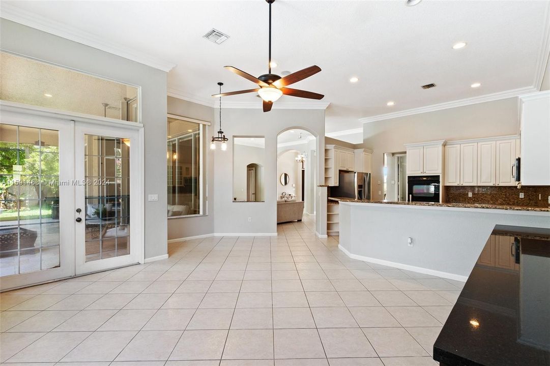 Active With Contract: $5,500 (4 beds, 3 baths, 2864 Square Feet)