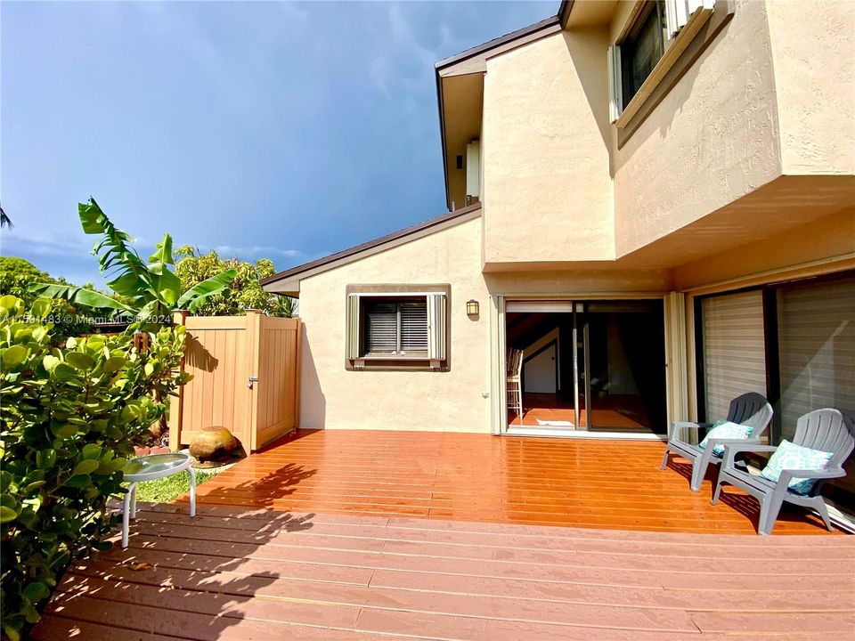 For Sale: $549,900 (3 beds, 2 baths, 1650 Square Feet)