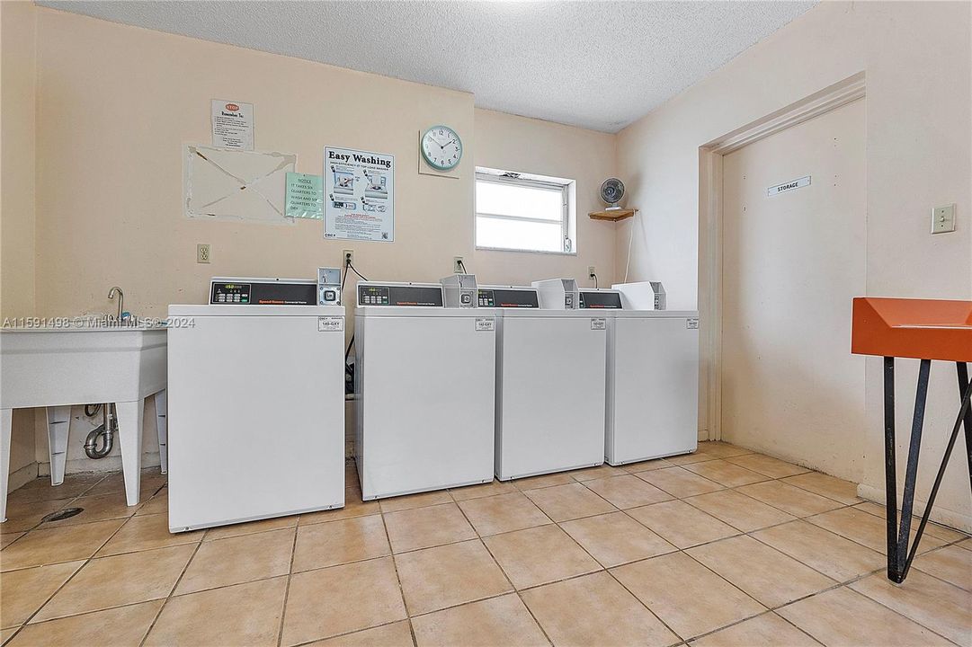 For Sale: $145,000 (2 beds, 2 baths, 1088 Square Feet)