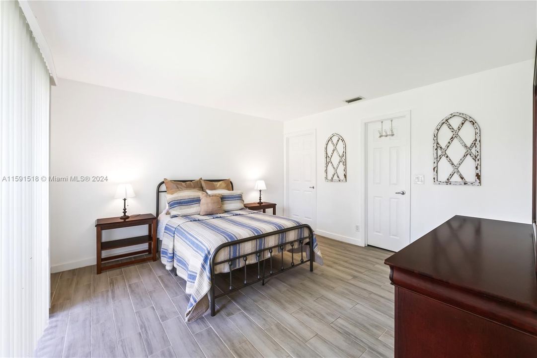 Недавно арендовано: $2,200 (2 спален, 2 ванн, 1842 Квадратных фут)