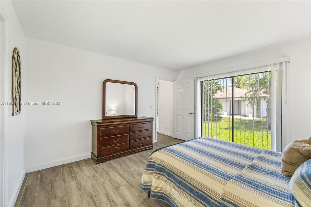 Recently Rented: $2,200 (2 beds, 2 baths, 1842 Square Feet)
