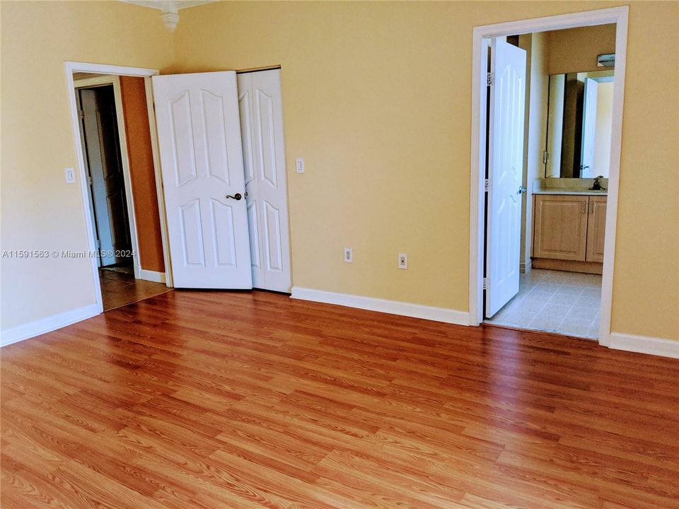 For Rent: $2,775 (3 beds, 2 baths, 1672 Square Feet)