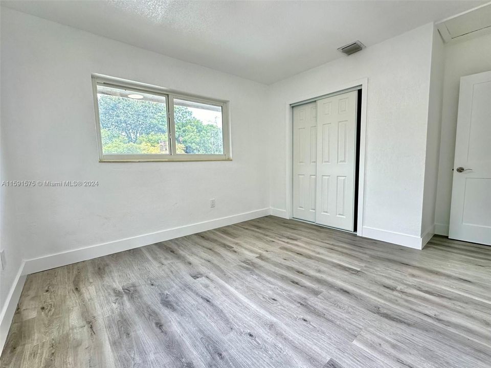 For Rent: $2,800 (2 beds, 2 baths, 1100 Square Feet)