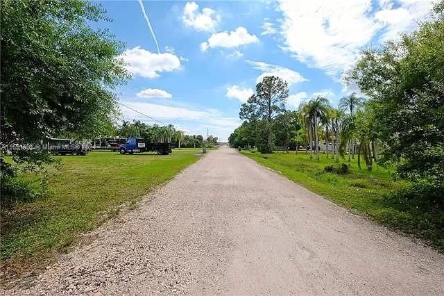 For Sale: $410,000 (2.50 acres)