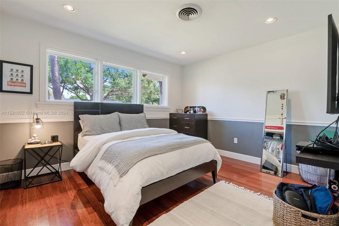 Active With Contract: $1,270,000 (3 beds, 2 baths, 2010 Square Feet)