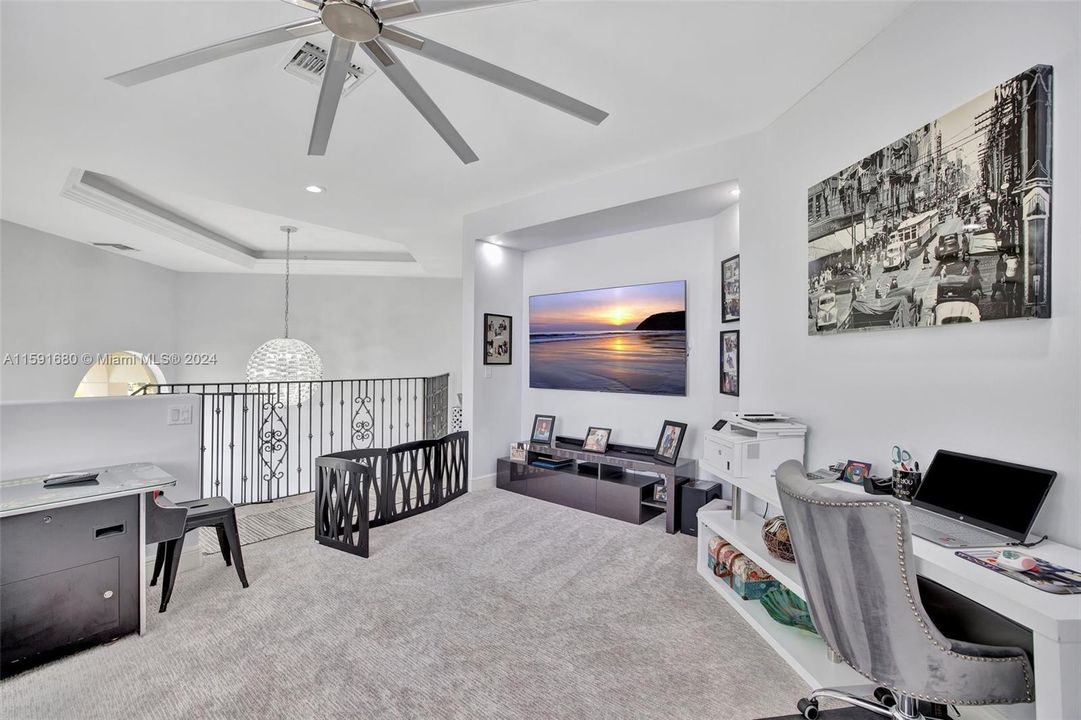 Active With Contract: $1,695,000 (4 beds, 3 baths, 3486 Square Feet)