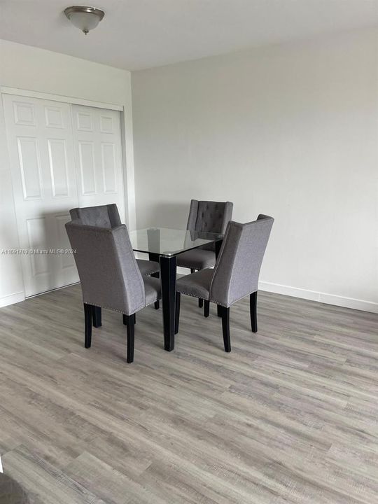 For Rent: $2,700 (2 beds, 2 baths, 1064 Square Feet)
