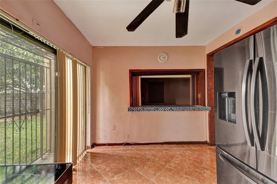 Vendido Recientemente: $525,000 (2 camas, 1 baños, 1104 Pies cuadrados)