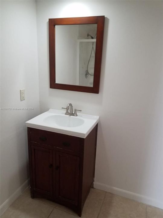 For Rent: $2,100 (2 beds, 2 baths, 1236 Square Feet)