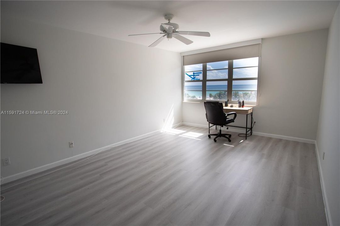 Recently Rented: $3,300 (1 beds, 1 baths, 880 Square Feet)