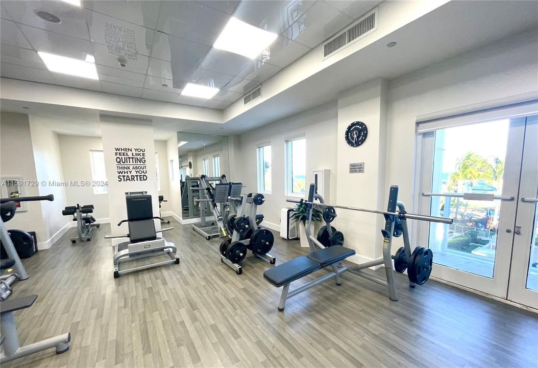 Active With Contract: $7,800 (2 beds, 2 baths, 1380 Square Feet)