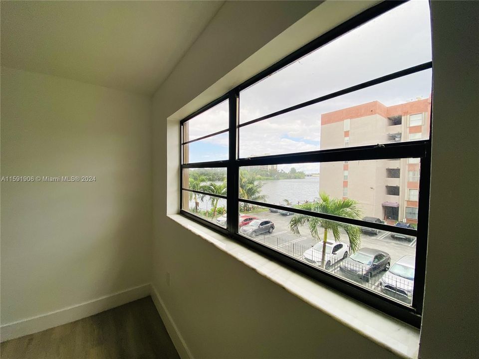 Vendido Recientemente: $339,900 (3 camas, 2 baños, 1080 Pies cuadrados)