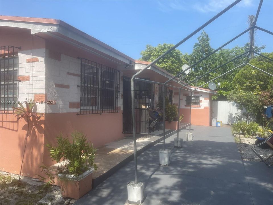 En Venta: $600,000 (0 camas, 0 baños, 1666 Pies cuadrados)