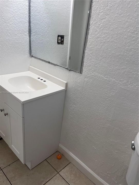 Недавно арендовано: $1,850 (2 спален, 1 ванн, 930 Квадратных фут)