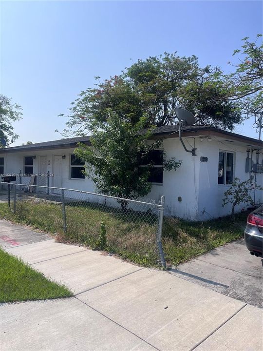 Недавно арендовано: $1,850 (2 спален, 1 ванн, 930 Квадратных фут)