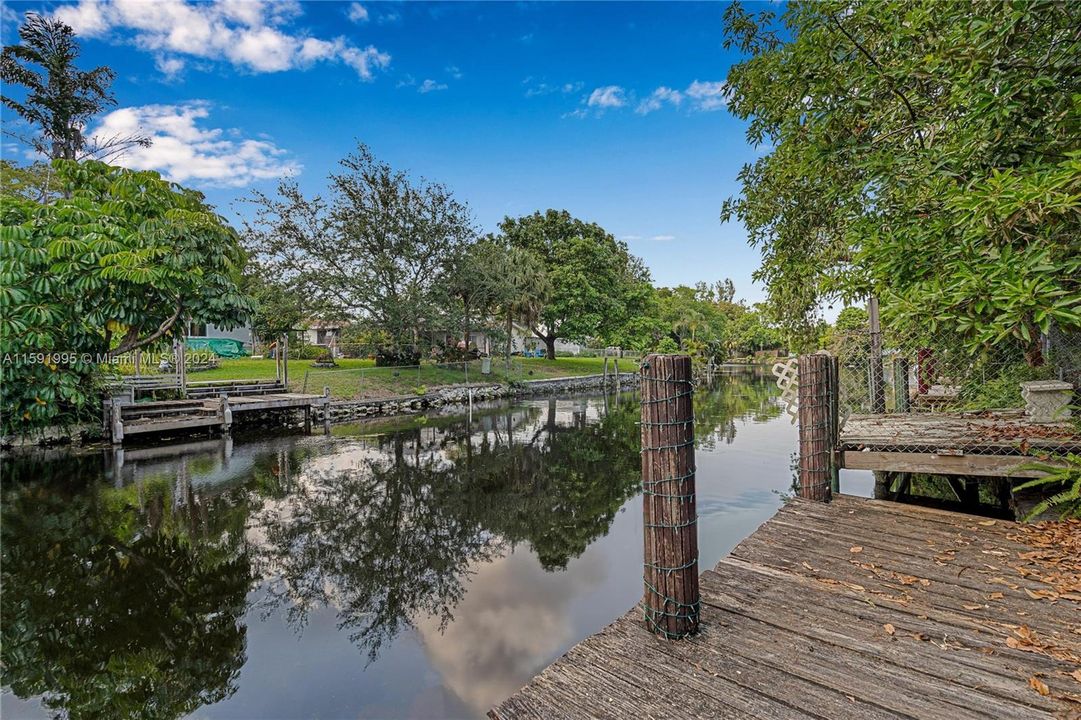 For Sale: $415,000 (3 beds, 2 baths, 1480 Square Feet)