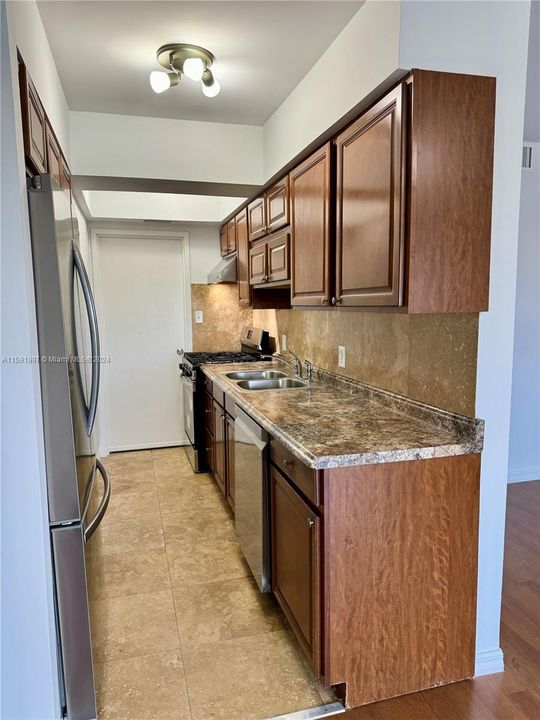 Недавно арендовано: $1,999 (1 спален, 1 ванн, 725 Квадратных фут)