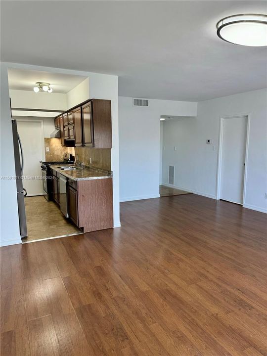 Недавно арендовано: $1,999 (1 спален, 1 ванн, 725 Квадратных фут)